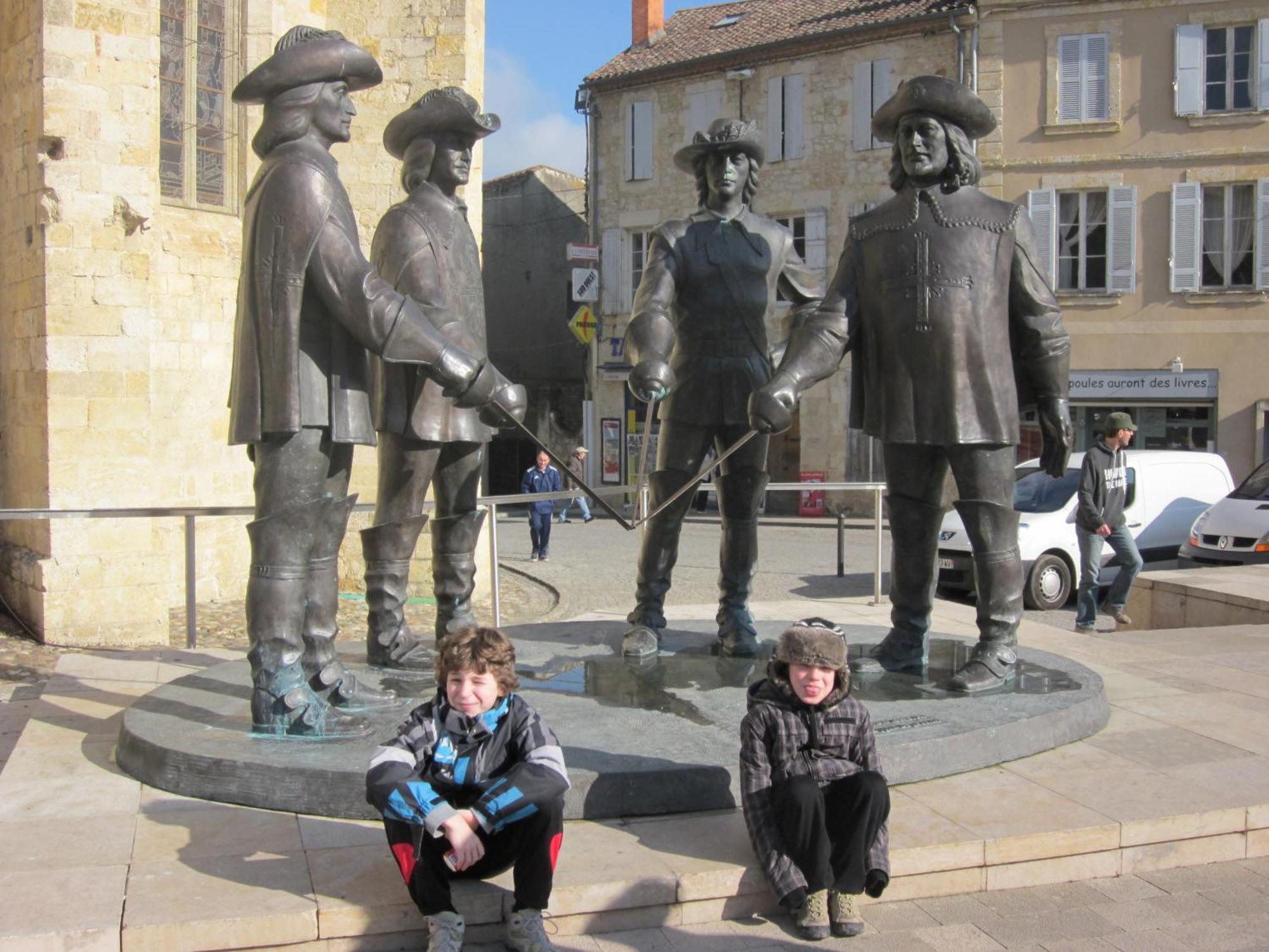 Gite La Halippe Caussens Bagian luar foto